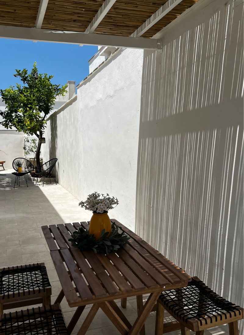esterno-pergolato-casa-lu-sule